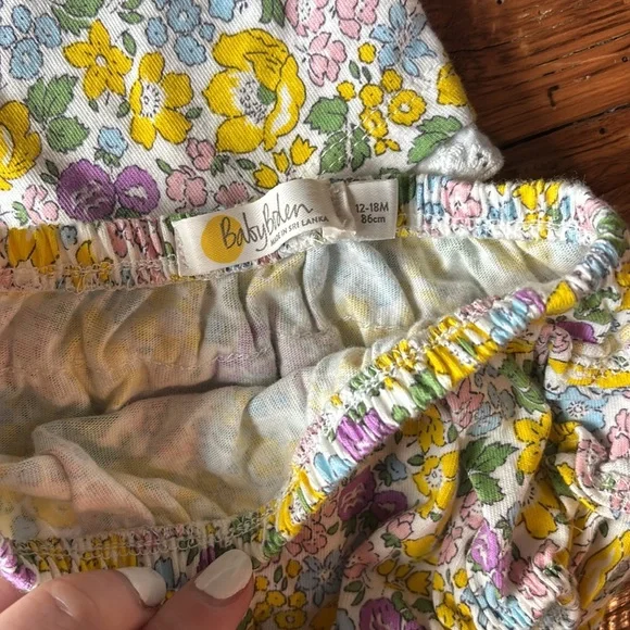 Baby Boden Floral Baby Dress with Bloomers - Picture 5 of 9